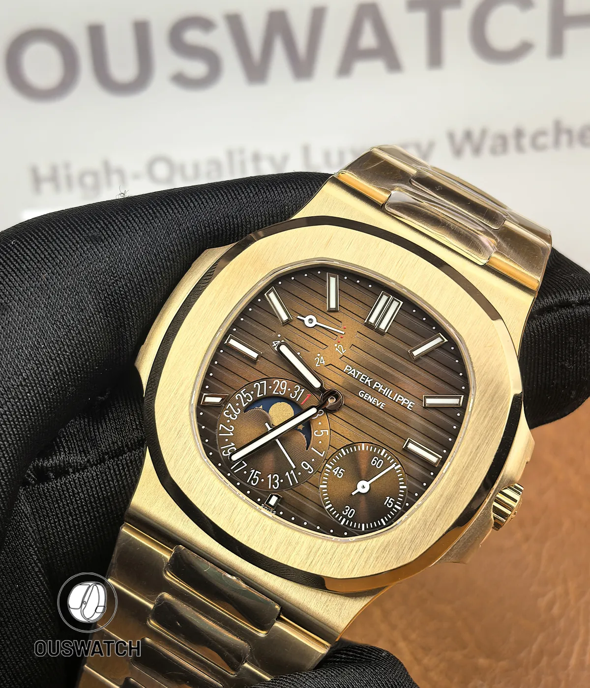 75° angled shot that accentuates the stepped bezel, dial depth and the way light grazes the rose-gold surfaces.