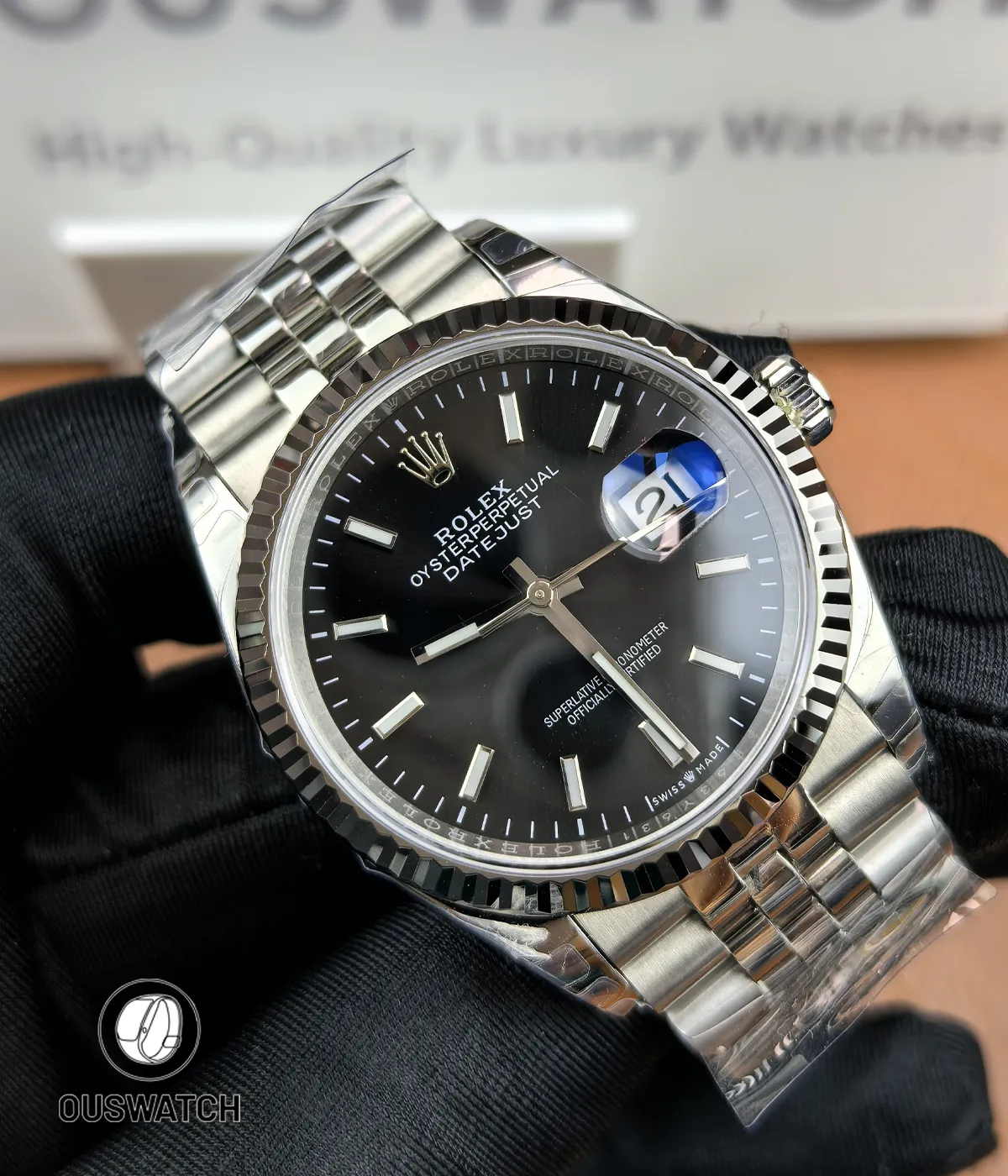 120° overview of the Datejust 36mm 126234 capturing dial, bezel and bracelet flow in one frame.