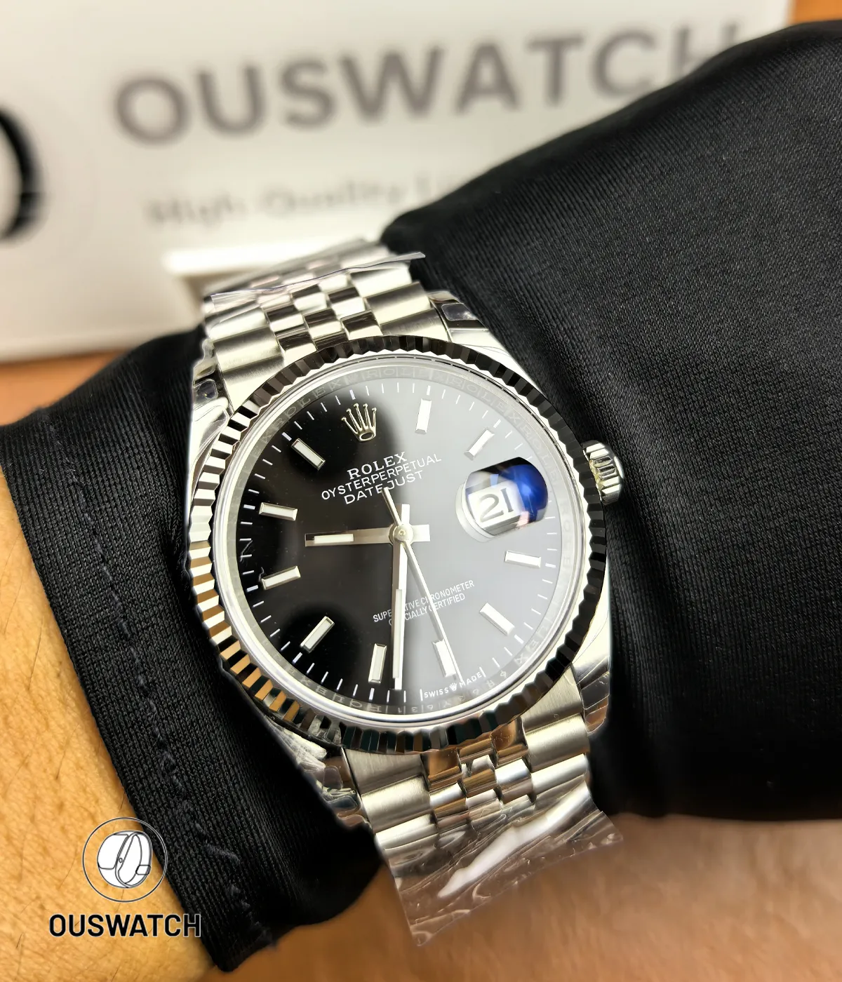 On-wrist shot showing how the Datejust 36mm sits and moves with the wrist, illustrating fit and presence.