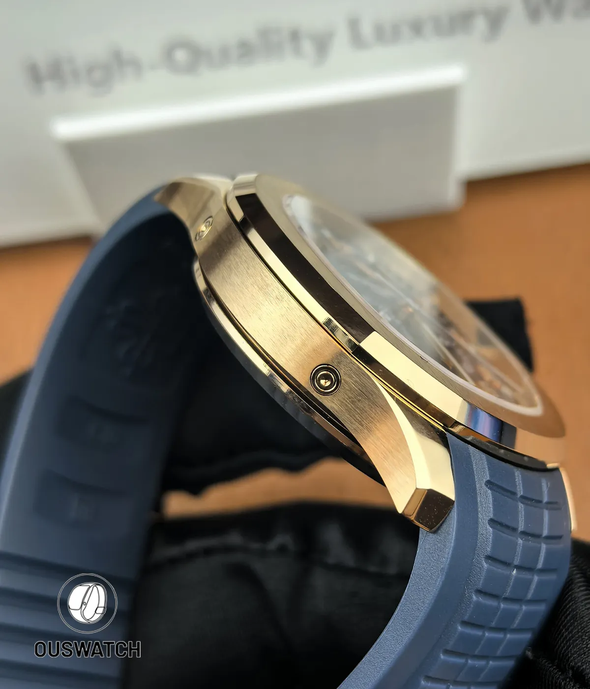 Detailed side view of the Aquanaut 5261R-001 showing the lug structure, case curvature, and strap attachment precision.