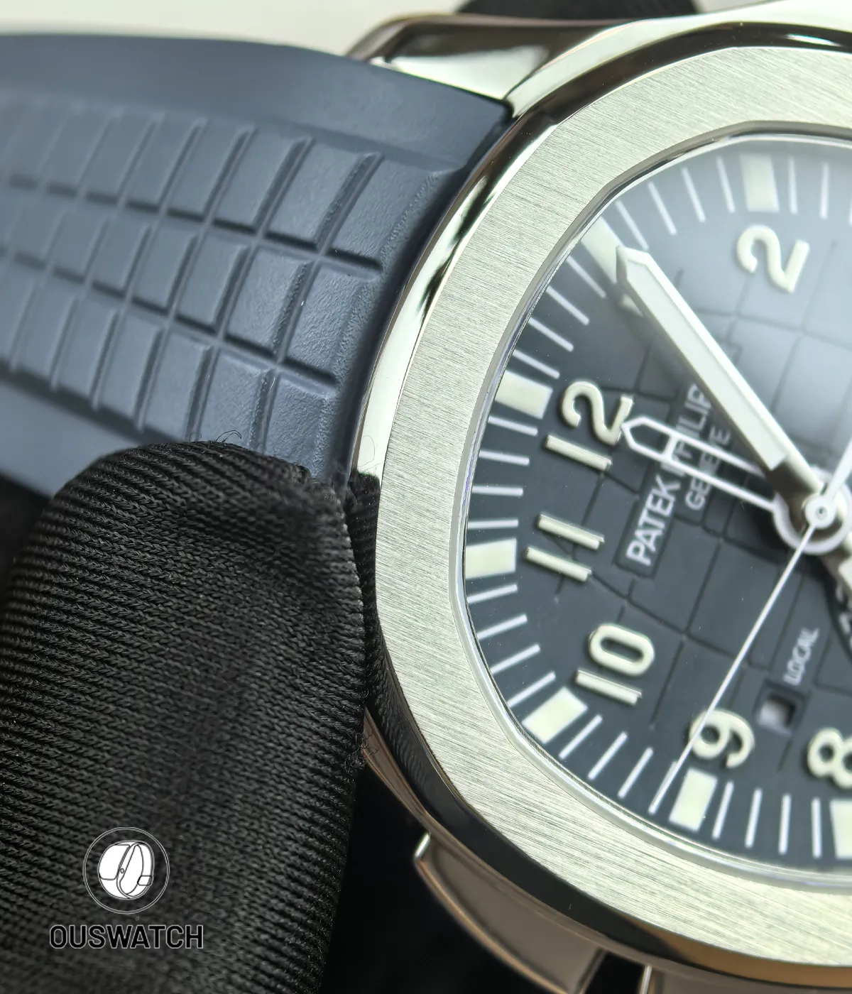 Three-quarter view of the case meeting the integrated strap, emphasizing endlink fit and overall proportions.