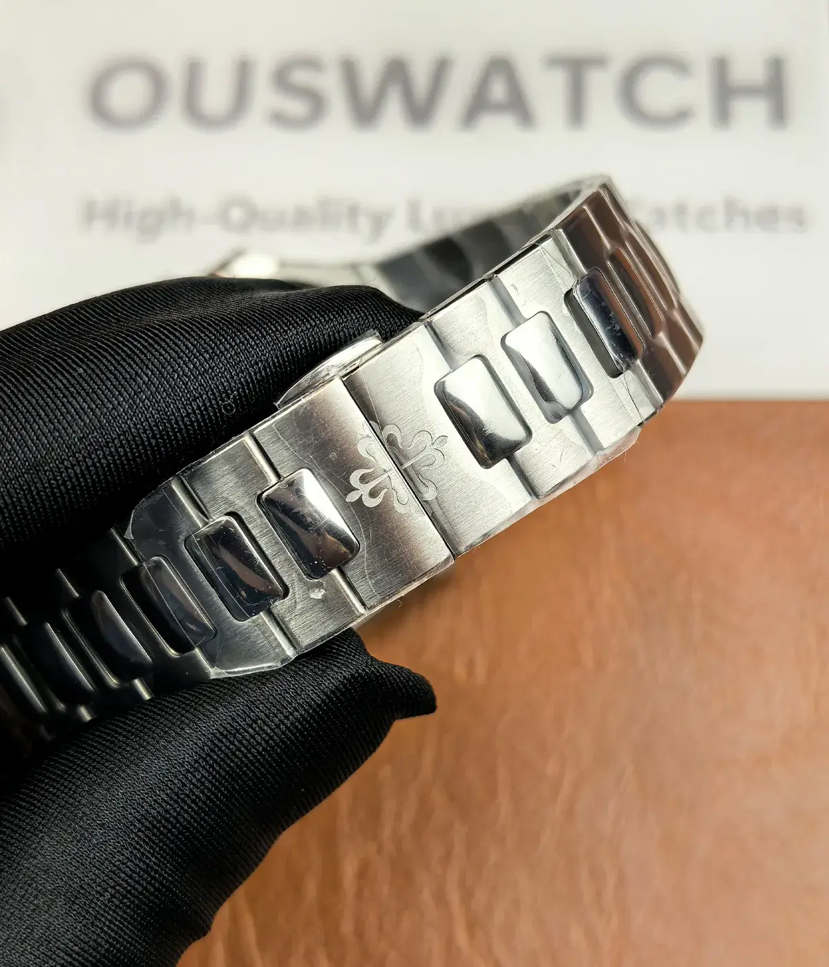 Patek Philippe Cubitus 5821-1A-001 stainless steel bracelet with brushed links and integrated luxury sports design