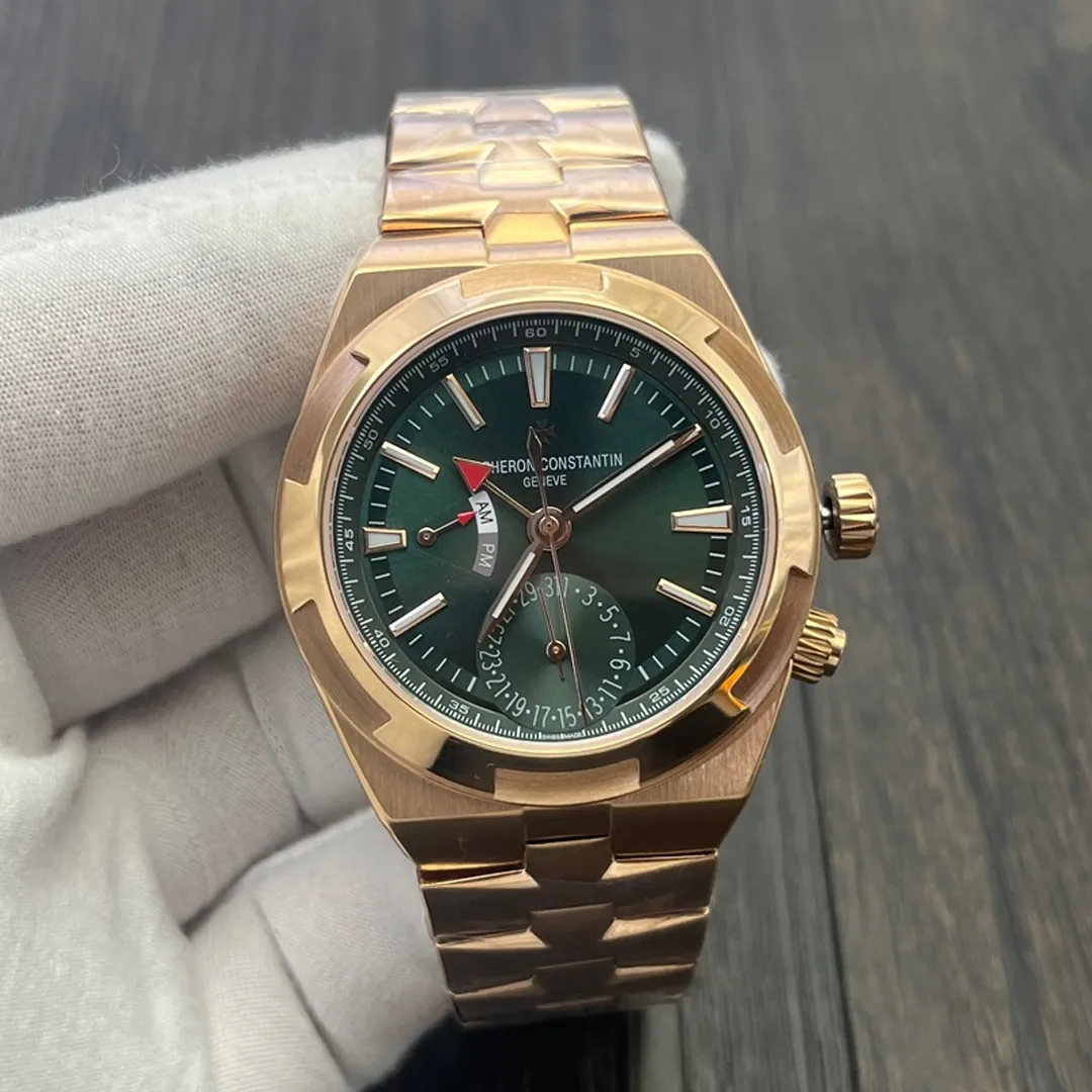 Straight-on portrait of the Overseas Dual Time 7920V/210R-B965 showing the green dial and dual-time indicator.