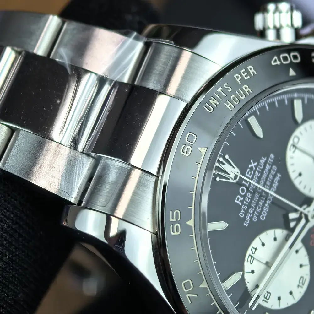 Front-facing detail shot of the Daytona 126529 Super Clone where the lugs meet the bracelet, highlighting the overall fit, alignment, and clean integration of the case design.