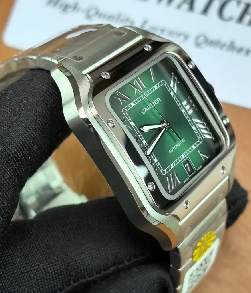 Side view of the stainless steel case on the Super Clone Cartier Santos Green Dial WSSA0062