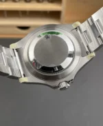 Case back view of the Yacht-Master 40 with platinum-tone bezel and stainless steel case.