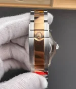 Rolex Yacht-Master 126621 two-tone Oyster bracelet close-up