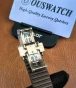 Close view of the rose gold clasp, showing the fastening structure, metal finishing, and the premium hardware paired with the Aquanaut strap.