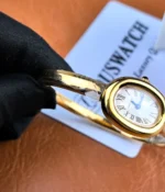 Close-up of the dial on the Cartier Baignoire WGBA0035.