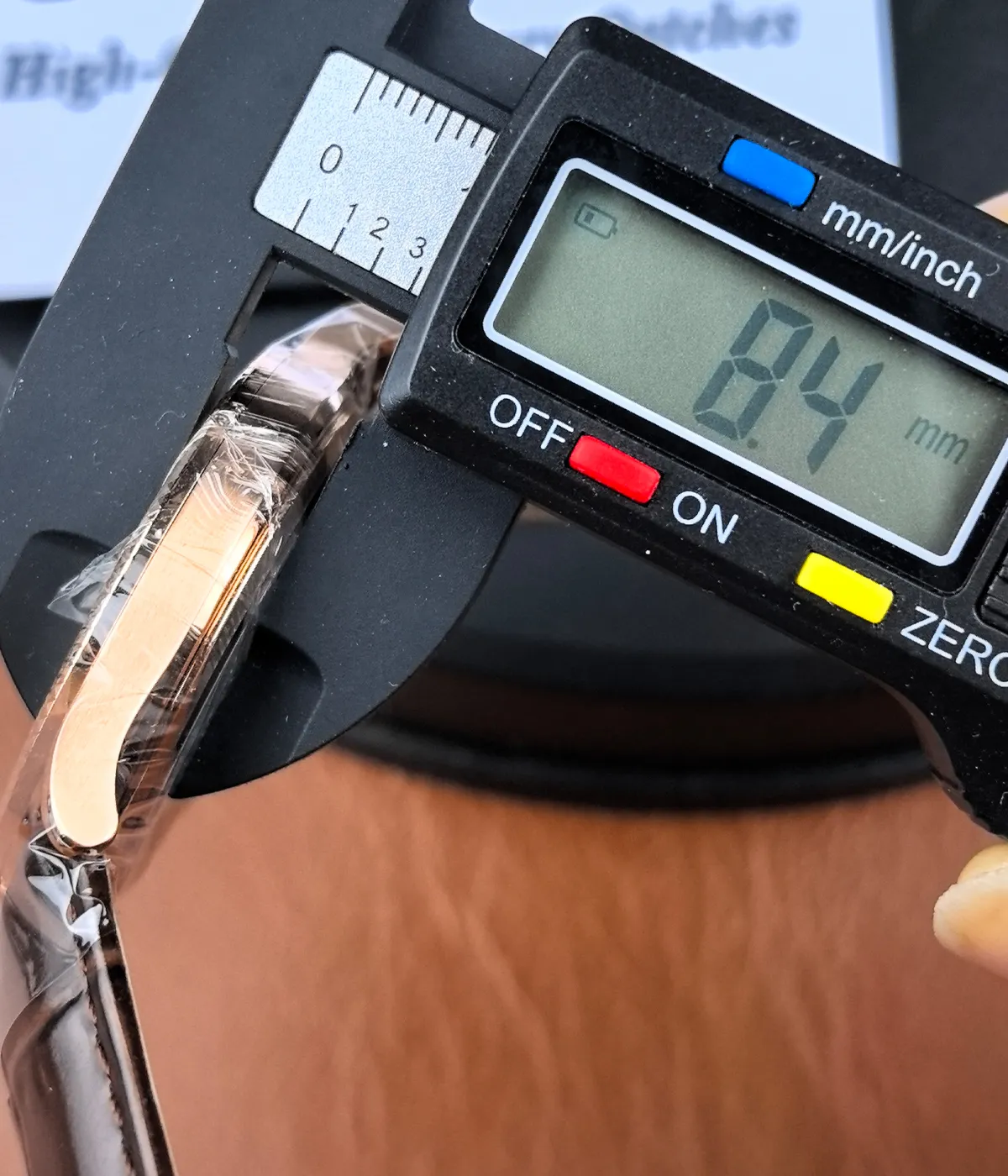 Thickness measurement of the Patek Philippe Calatrava Ref. 6119R watch.